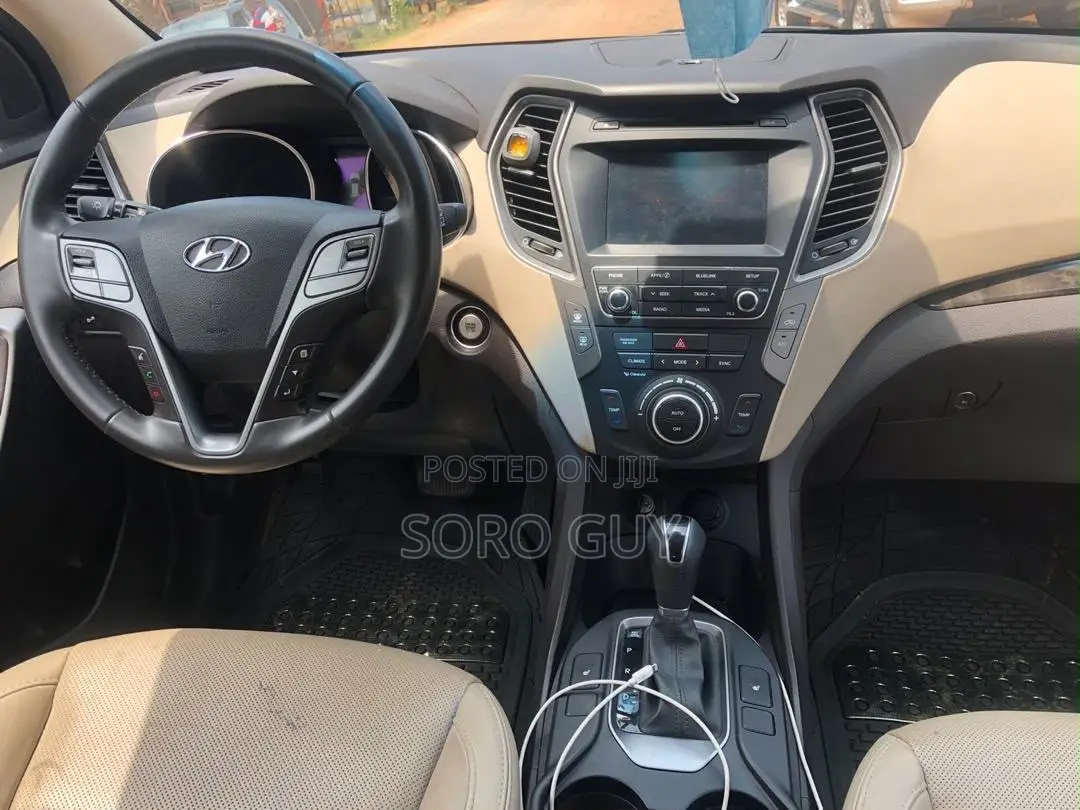 Hyundai Santa Fe 2018 Black
