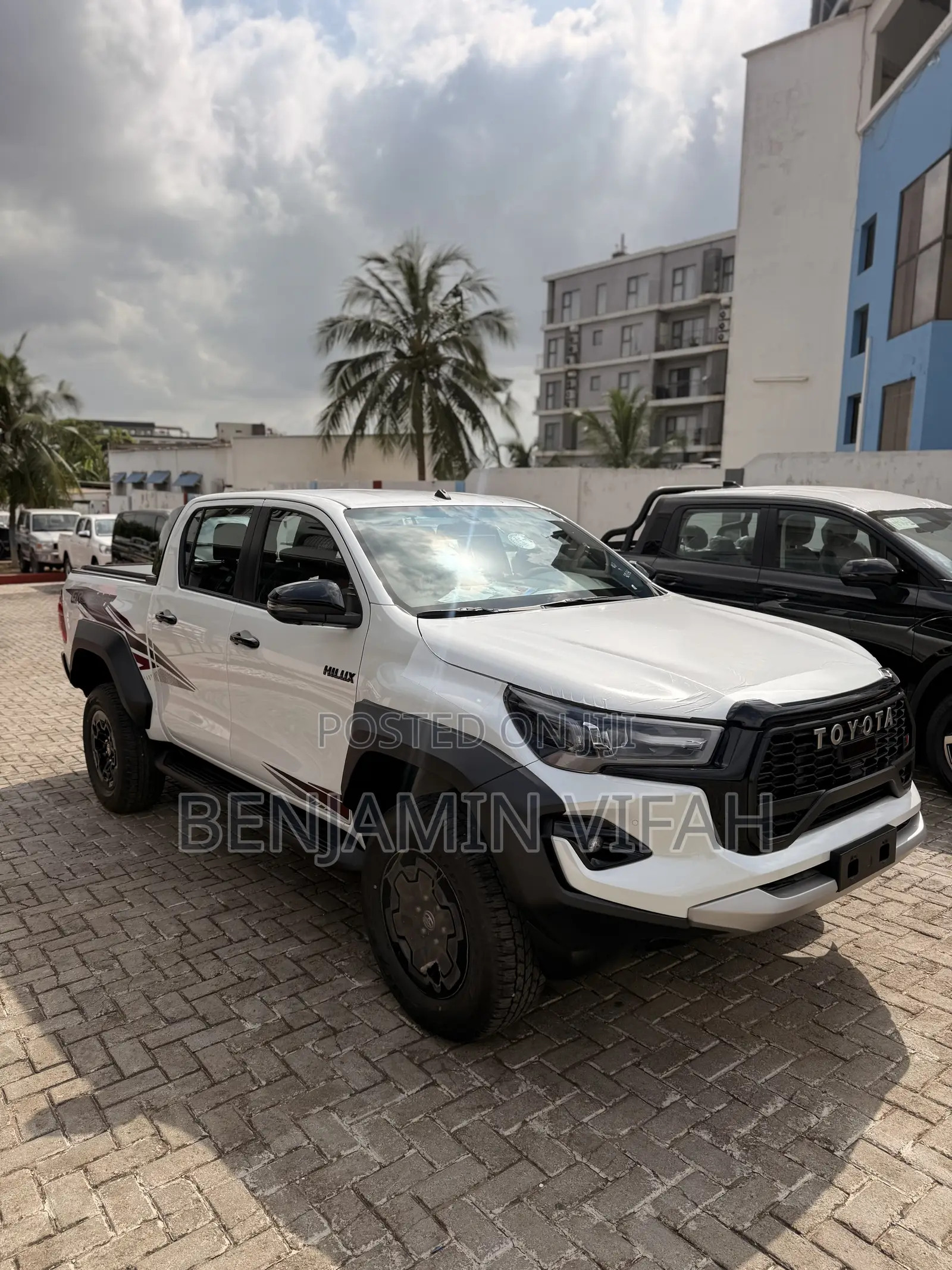 New Toyota Hilux 2026 White