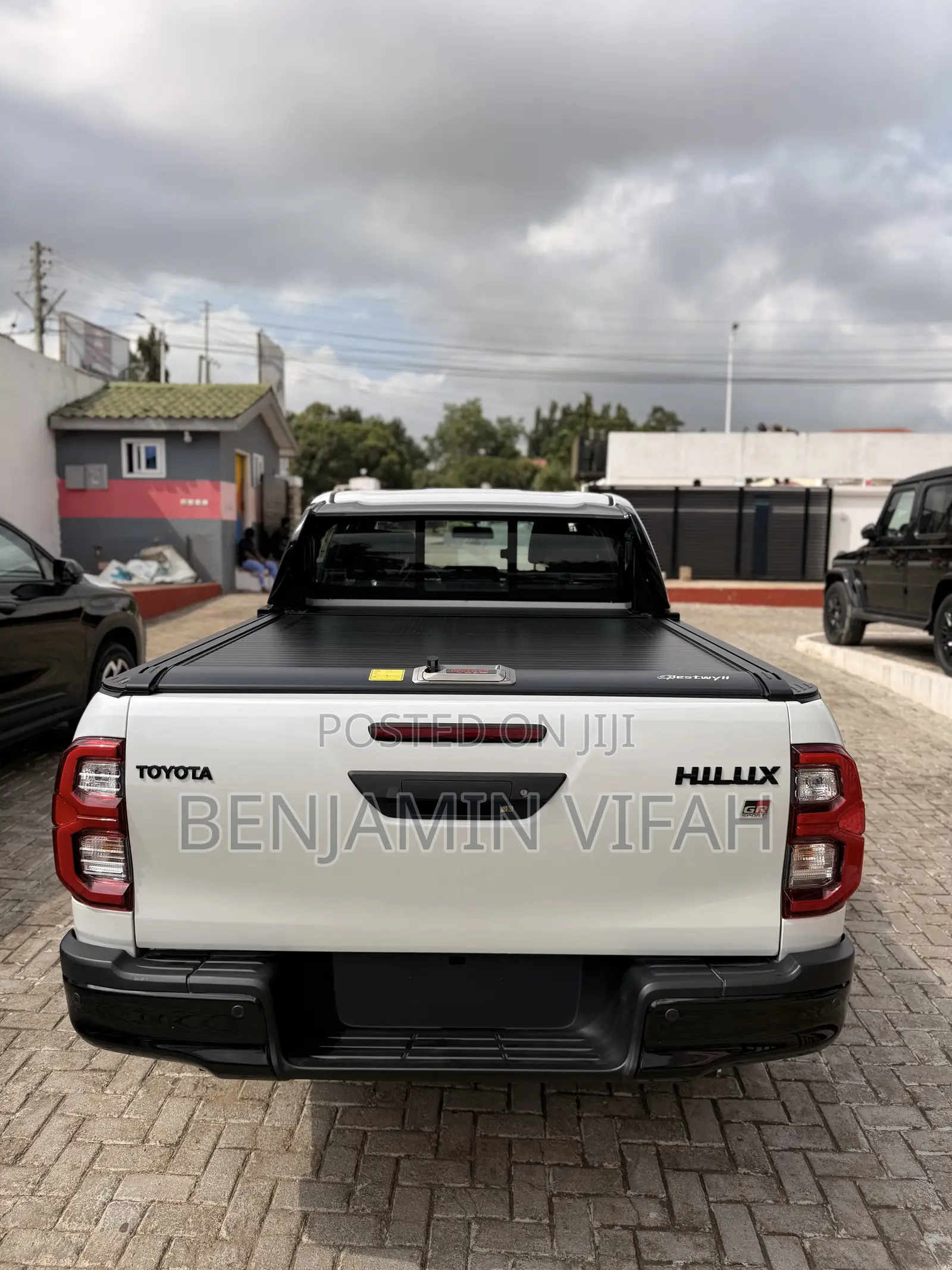 New Toyota Hilux 2026 White
