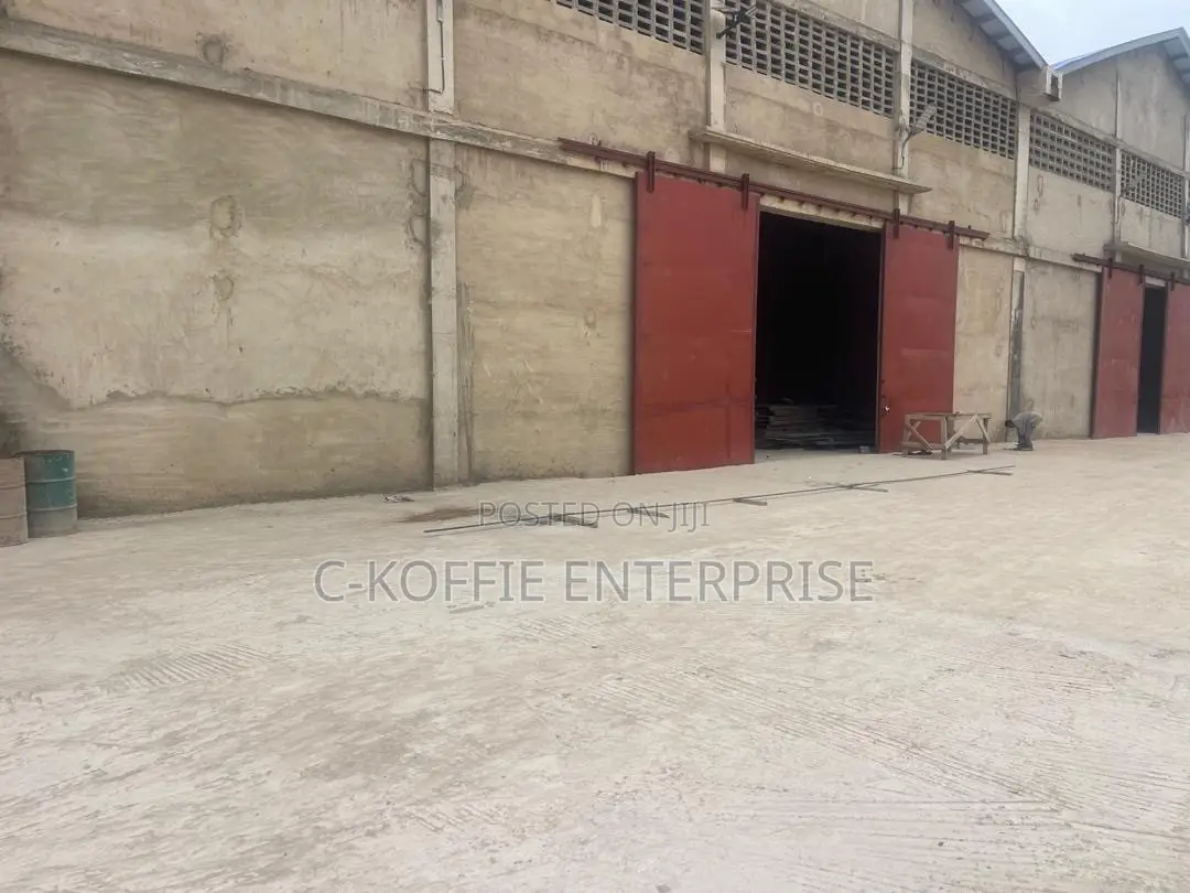 2000 SQM Warehouse at Madina for Rent