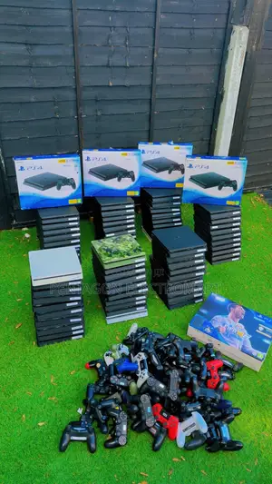 PlayStation 4 Slim