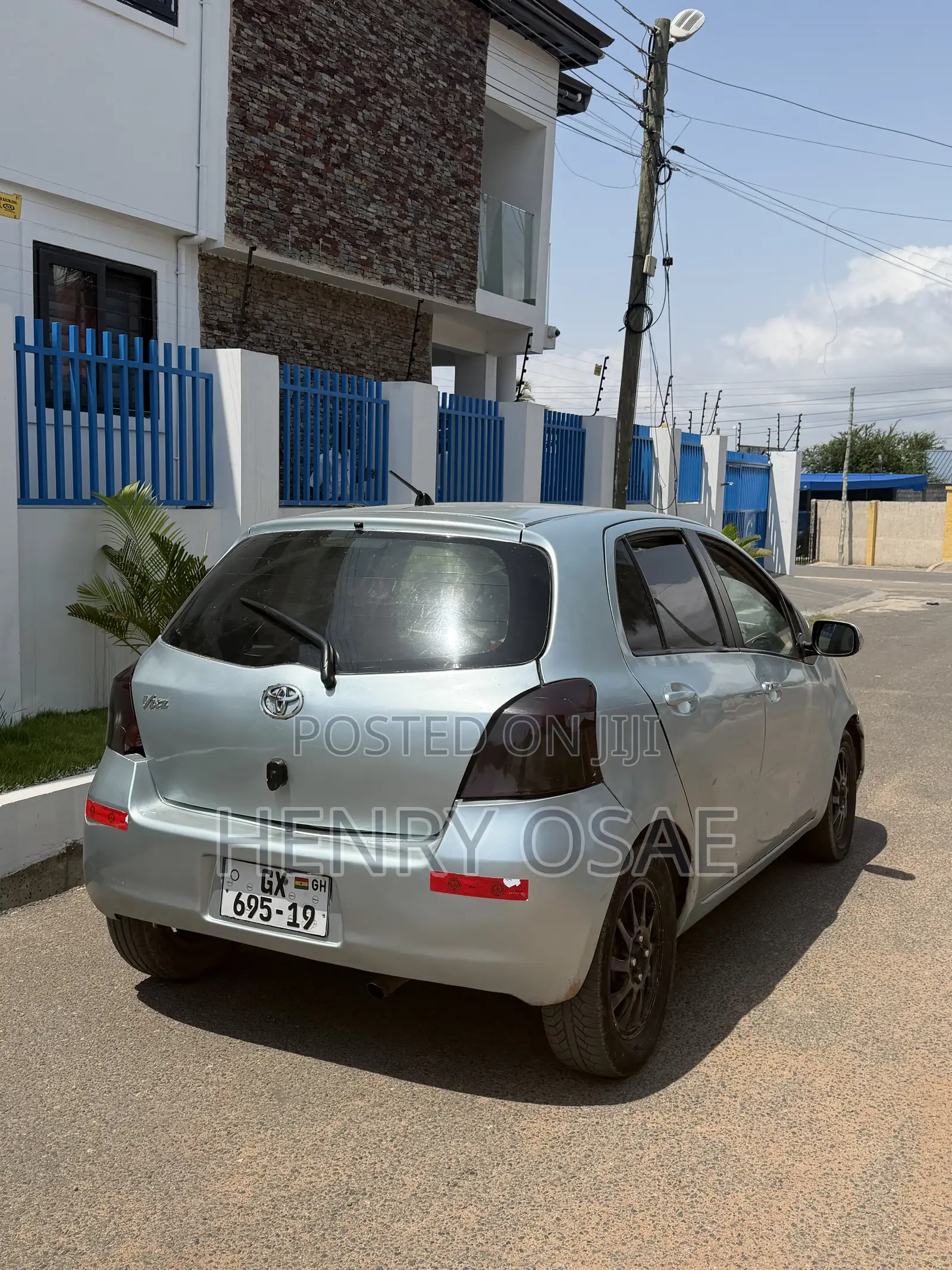 Toyota Vitz 1.0 FWD 3dr 2010