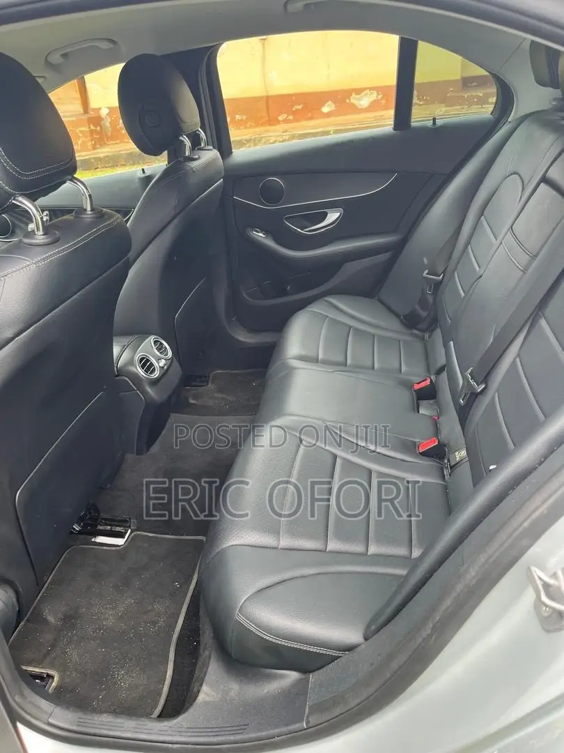 Mercedes-Benz C300 Luxury 4matic Sedan AWD (2.0L 4cyl 7A) 2017 Silver