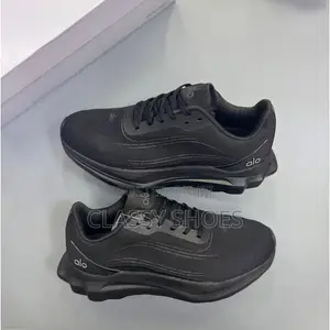 Alo Running Black