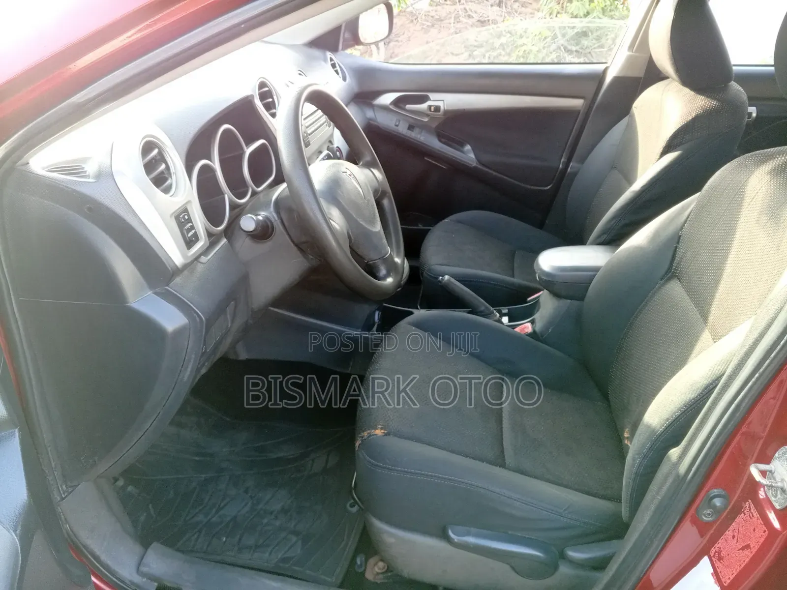 Pontiac Vibe 1.8L 2010 Red