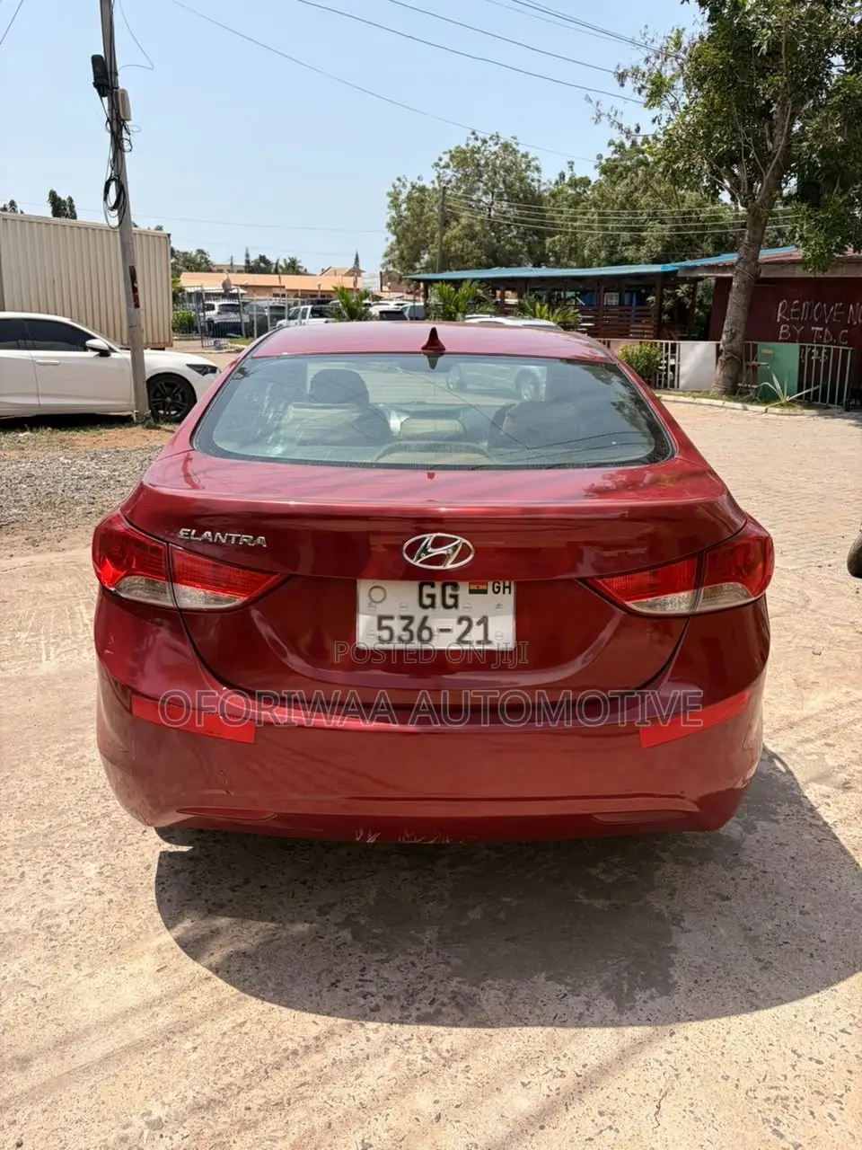 Hyundai Elantra 2012 Red