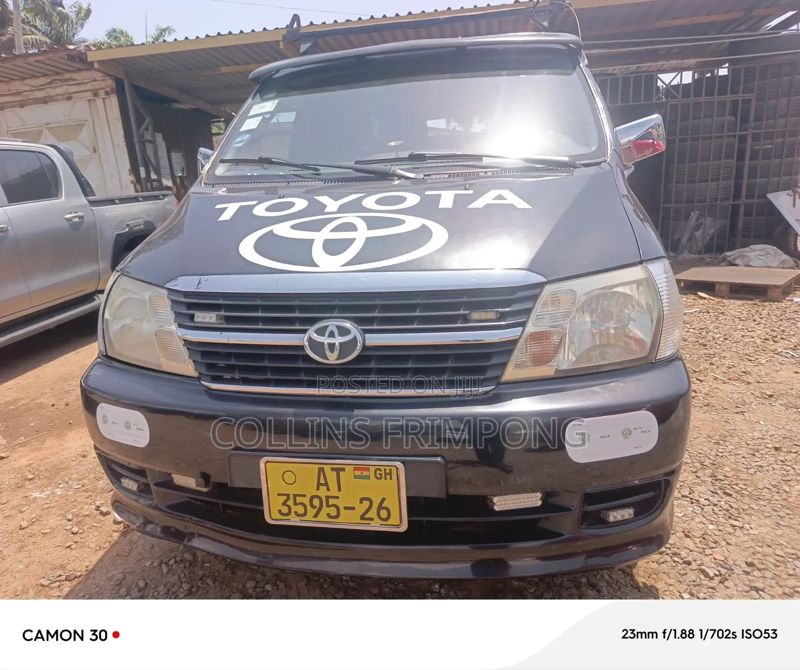 Toyota HiAce 2010 Black