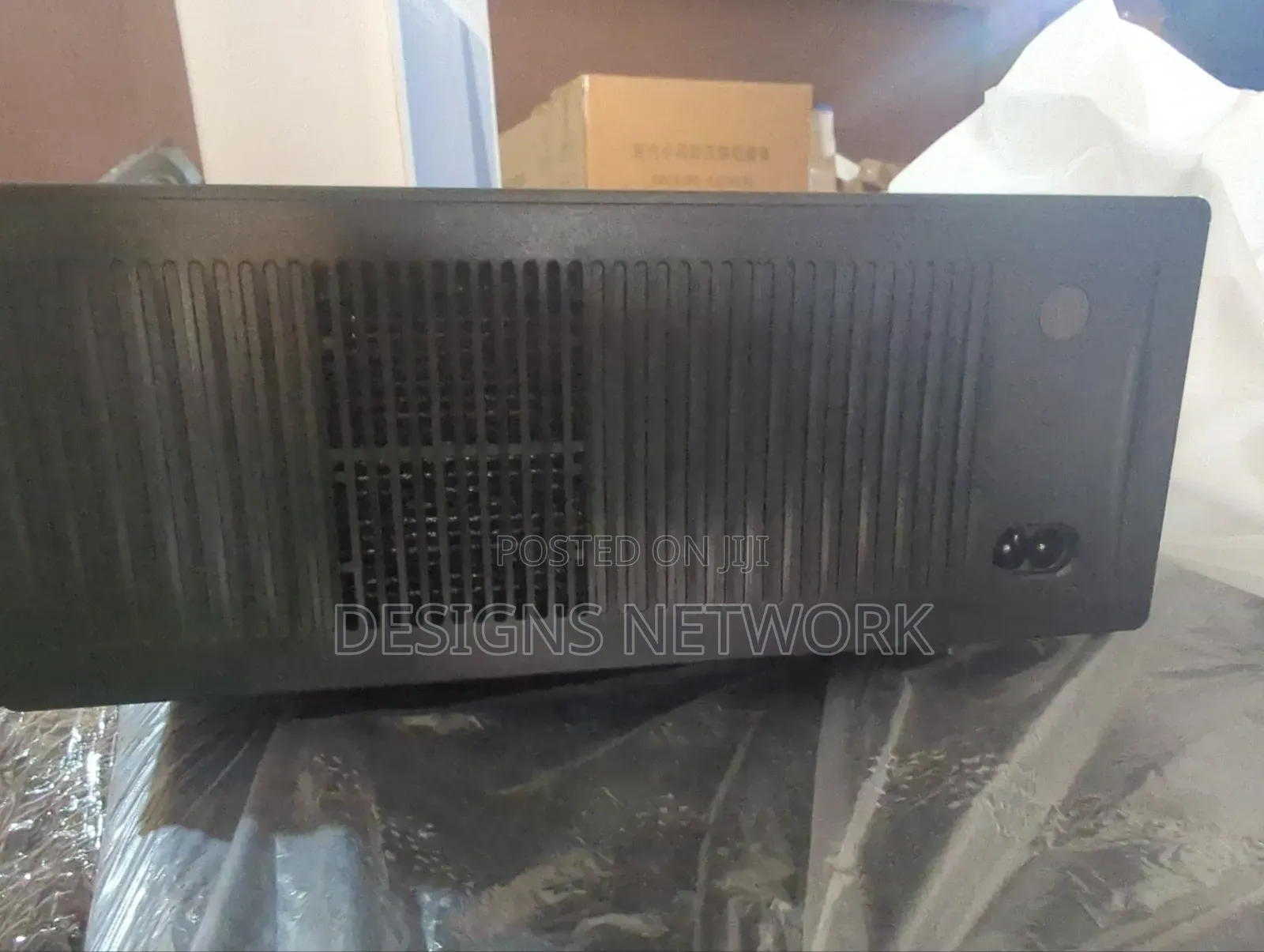 Full HD High Quality Projector