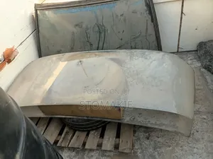 Mercedes-Benz 108 Back Glass