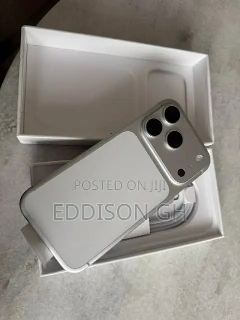 New Apple iPhone 17 Pro Max 1 TB Silver