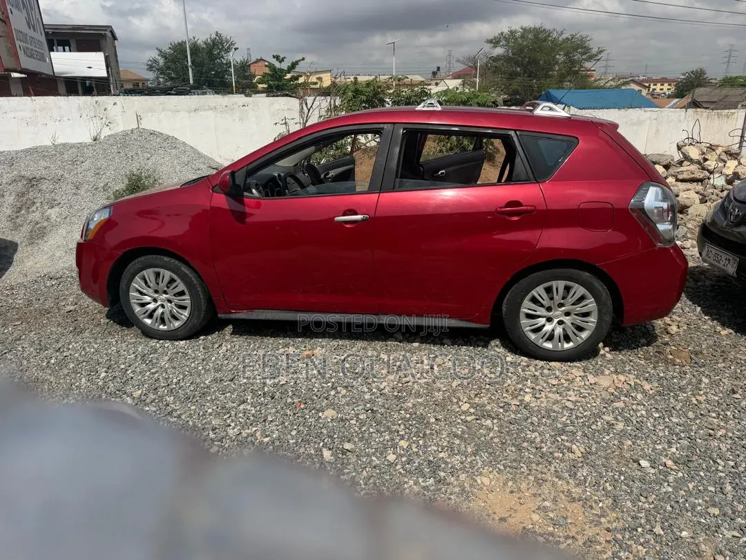 Pontiac Vibe 2010 Burgundy