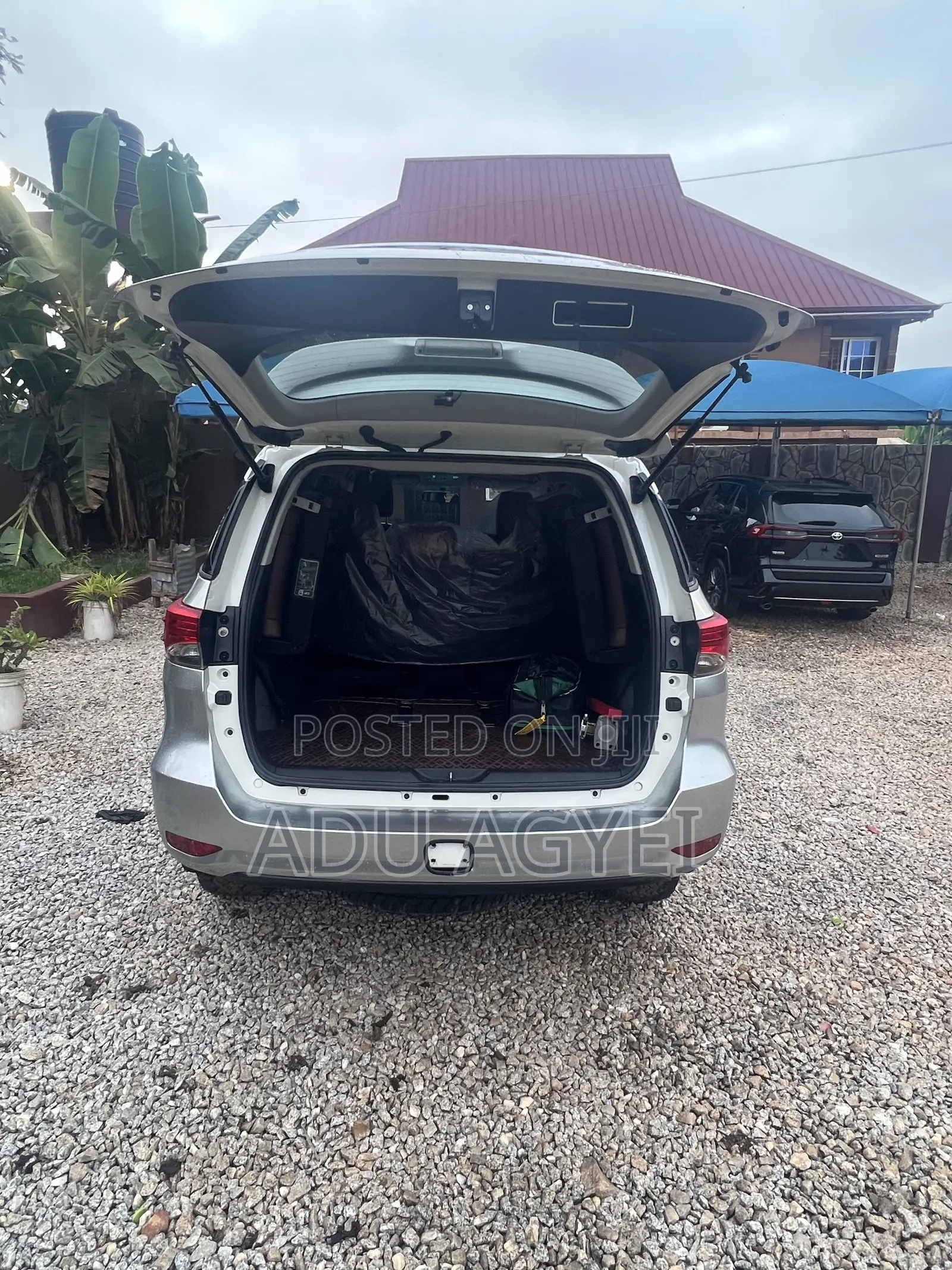 Toyota Fortuner 2.7 RWD 2022 Silver
