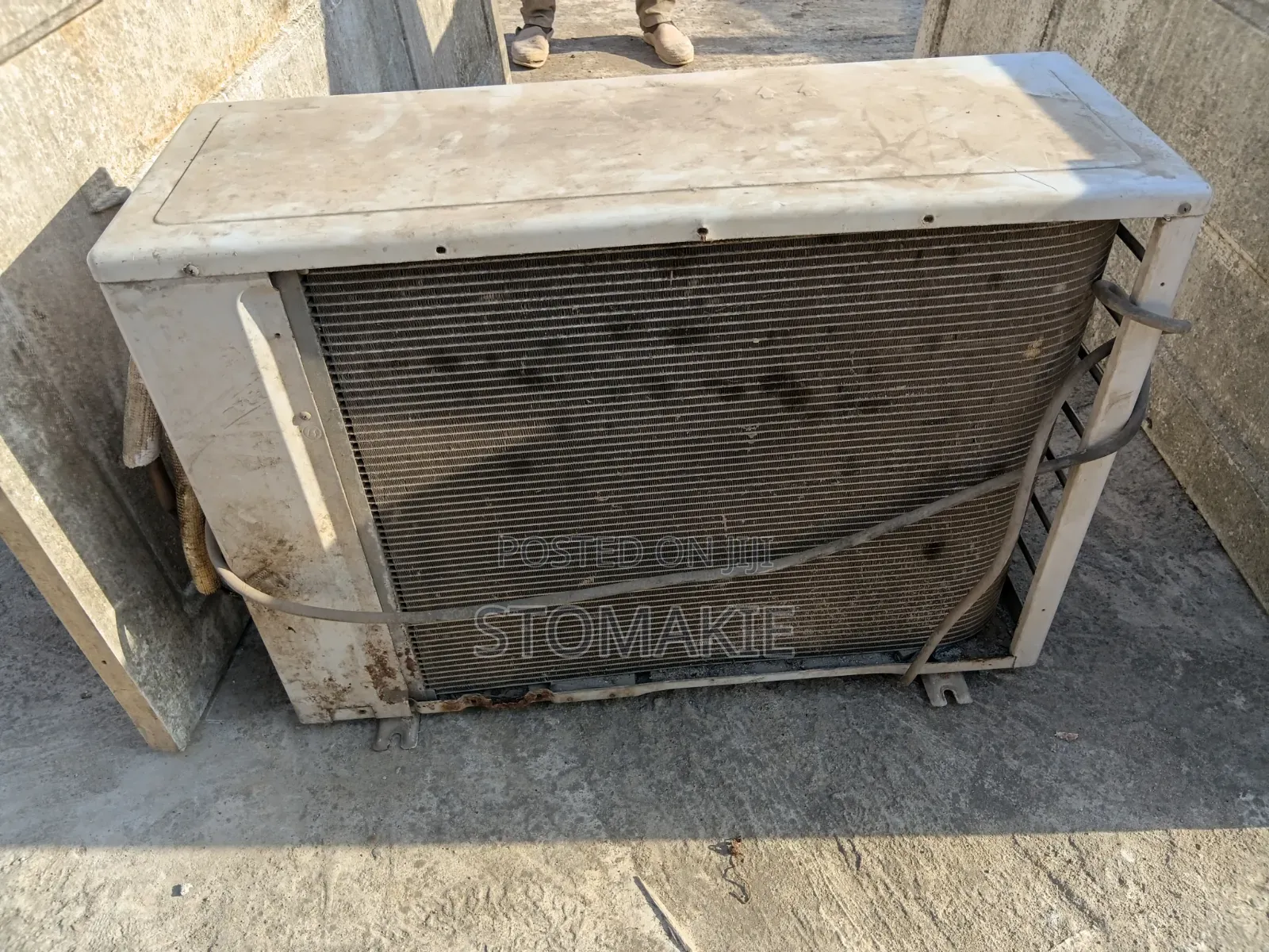 2.5 Samsung AC Back Unit