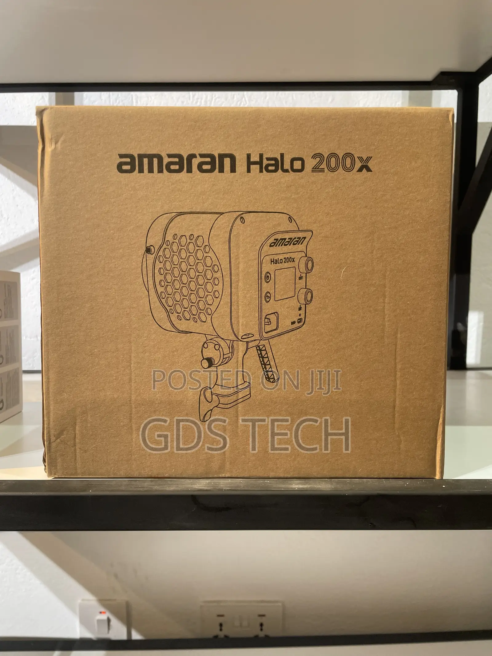 Amaran Halo 200x Bi-Color LED Monolight
