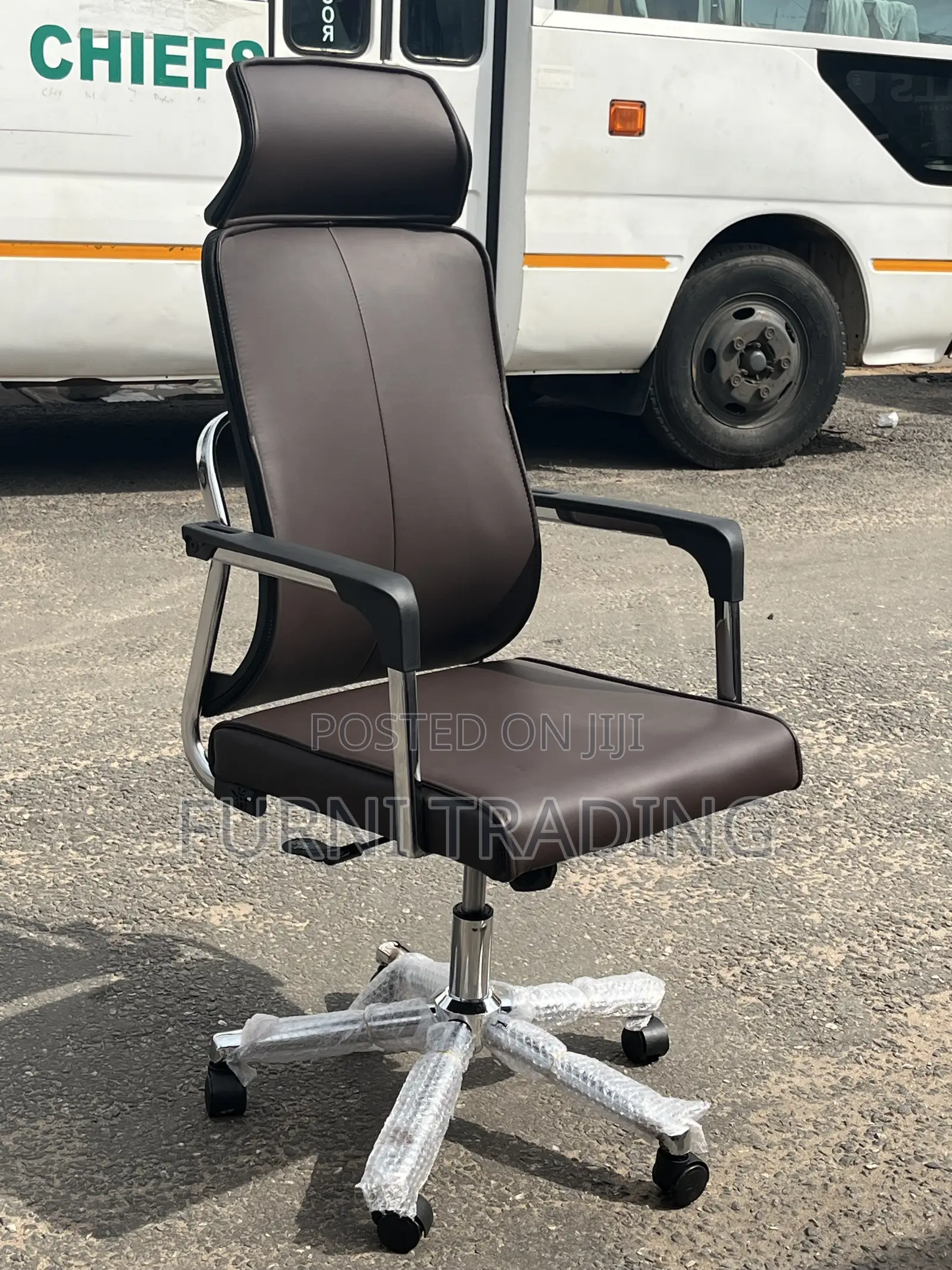 High-Back Executive Office Swivel Chair