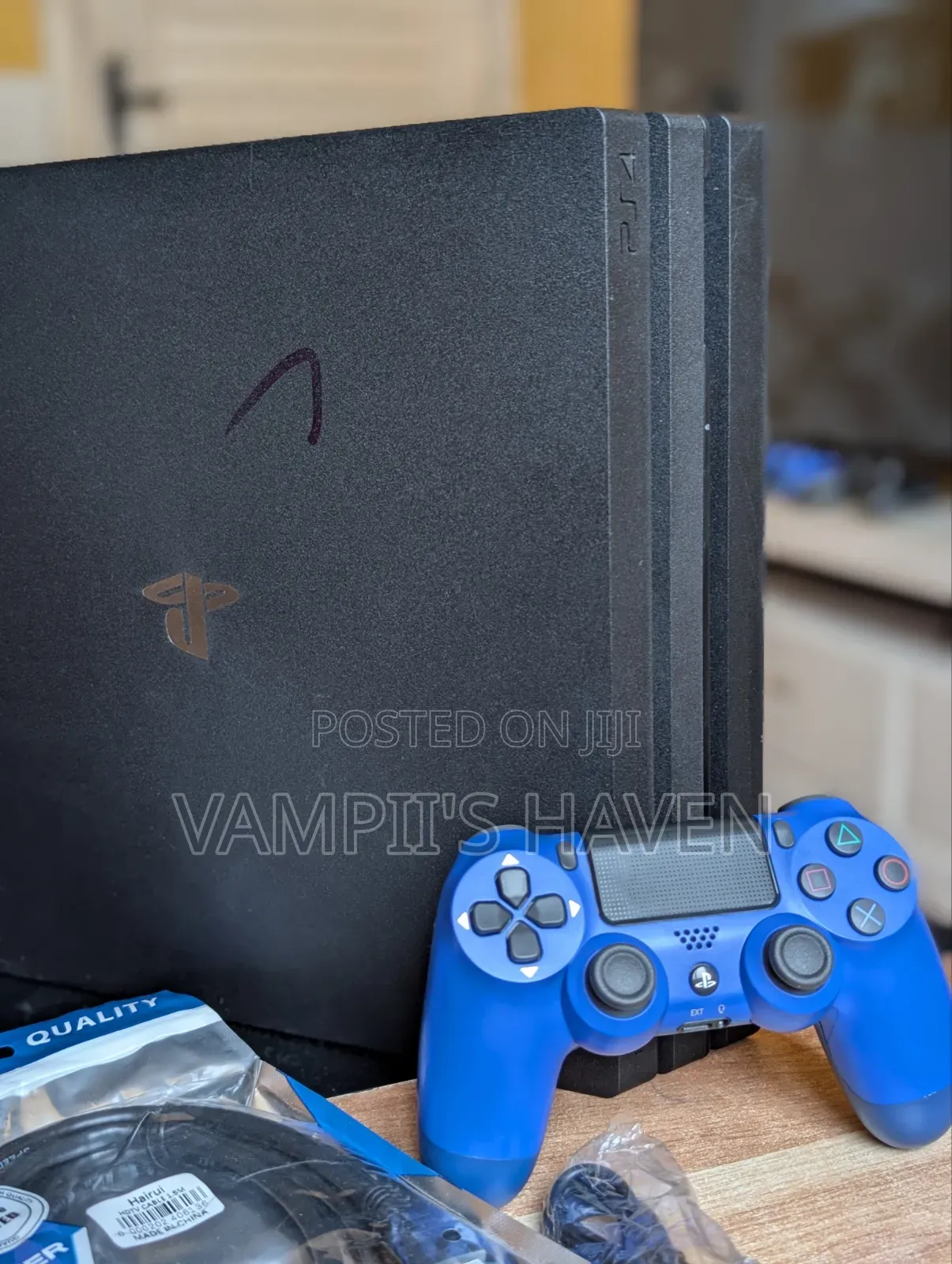 PS4 PRO 1TB Jailbroken (14 Games) 2 Controllers