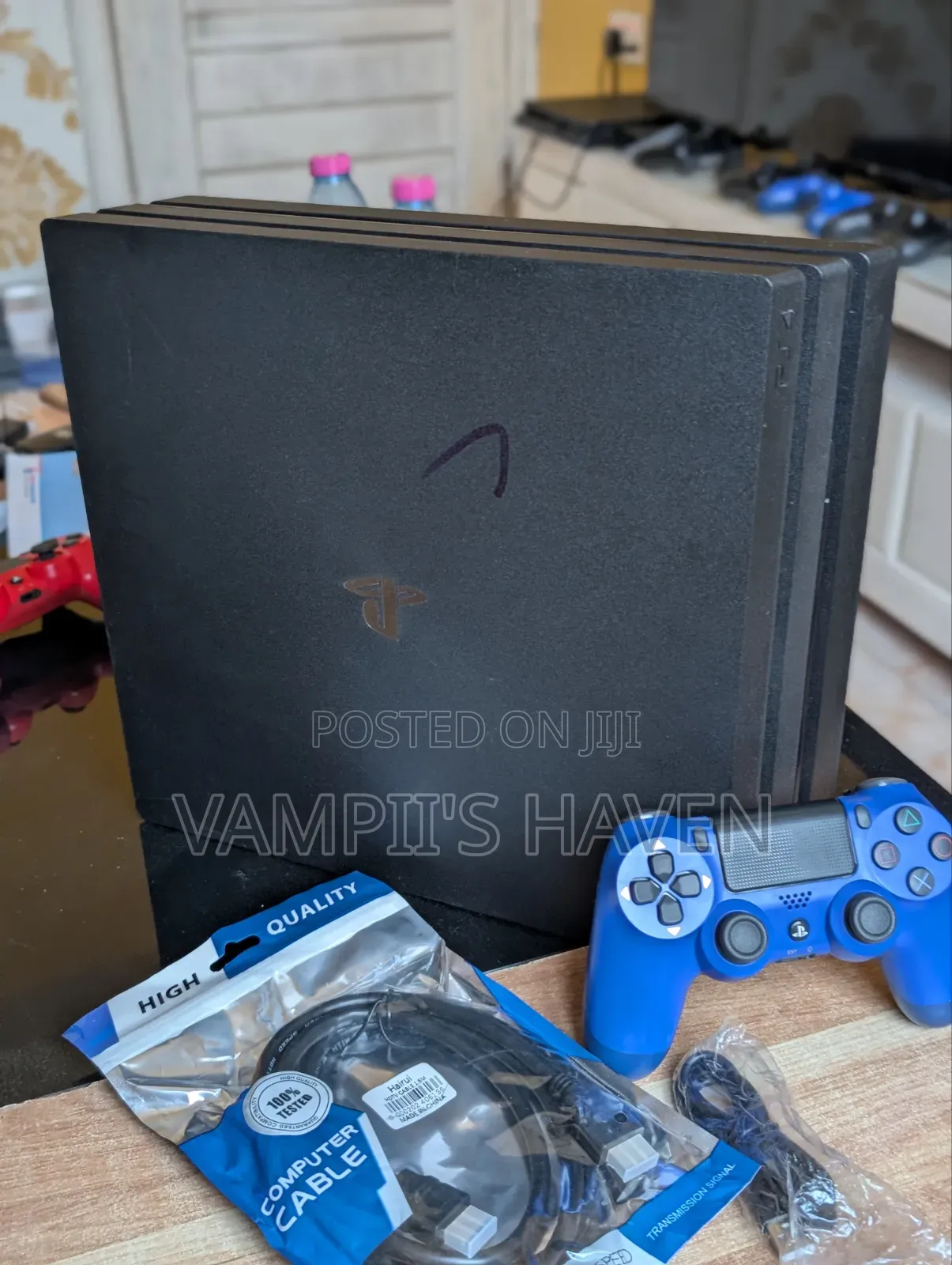 PS4 PRO 1TB Jailbroken (14 Games) 2 Controllers
