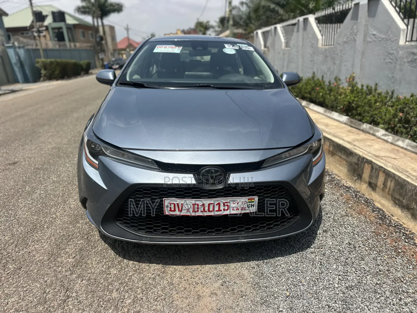 Toyota Corolla LE 2021 Gray