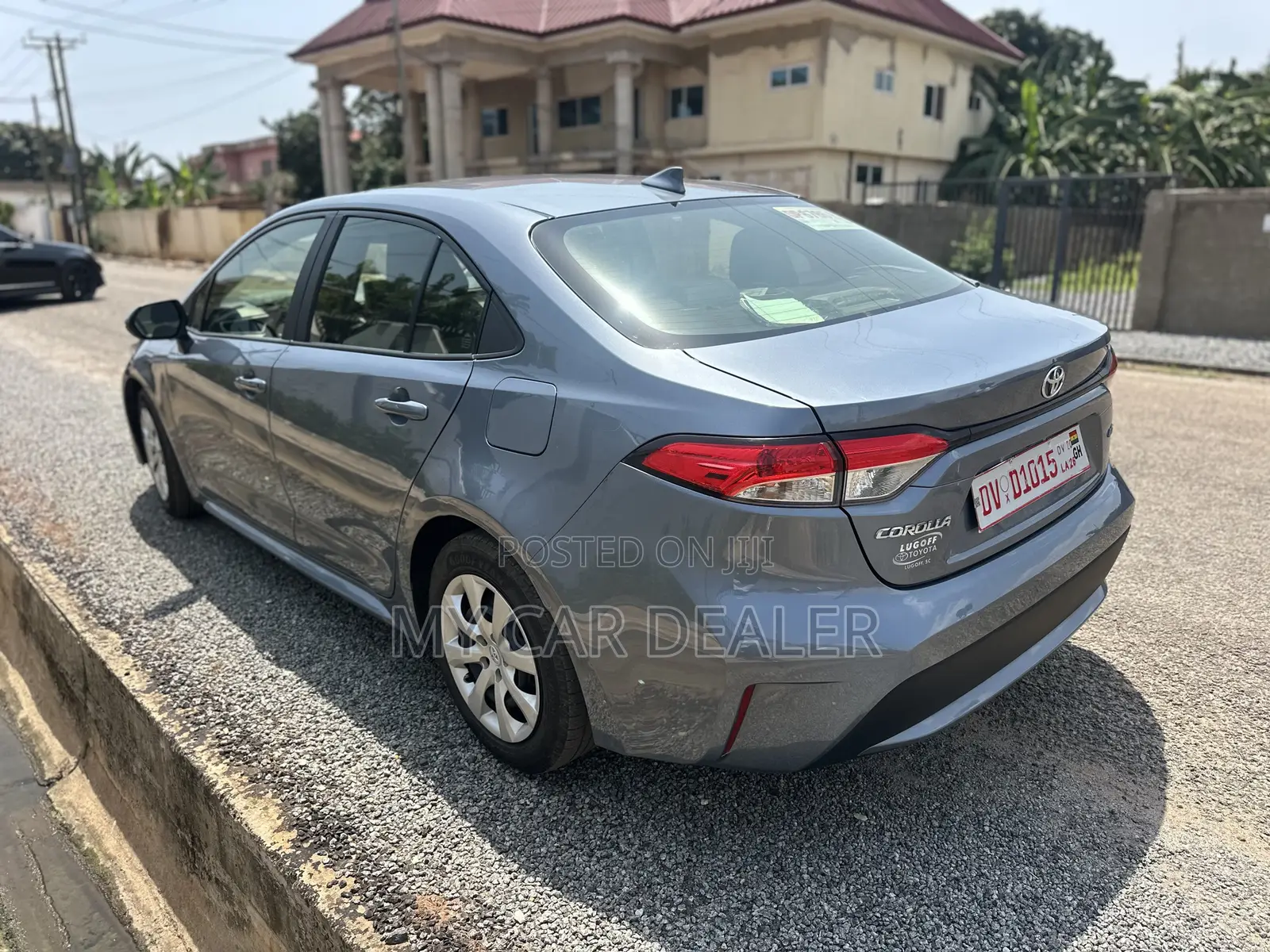 Toyota Corolla LE 2021 Gray