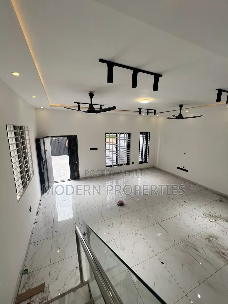 3bdrm House in Modern Properties, Lashibi for sale