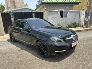 Mercedes-Benz C250 2013 Black