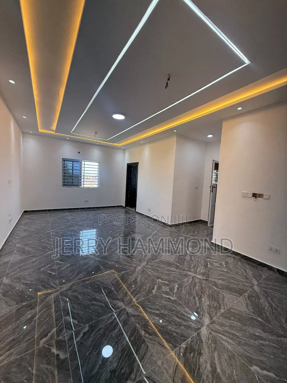 3bdrm Apartment in Manet Area for rent