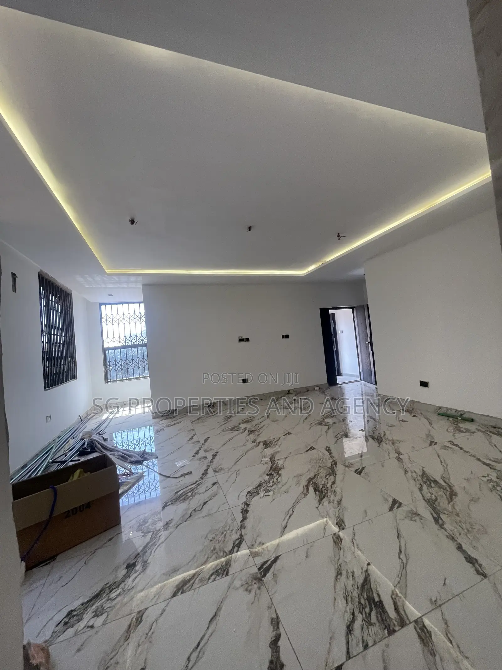 3bdrm Apartment in Lashibi, Sakumono for rent