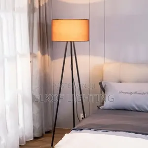 Modern Floor Lamp European Design Tripod Floor Lamp With Linen Fabric