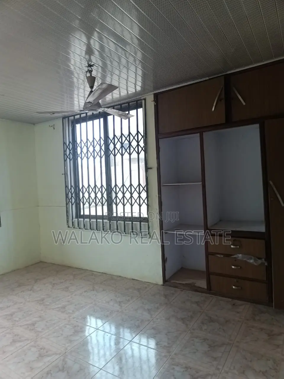 3bdrm House in Awoshie for rent