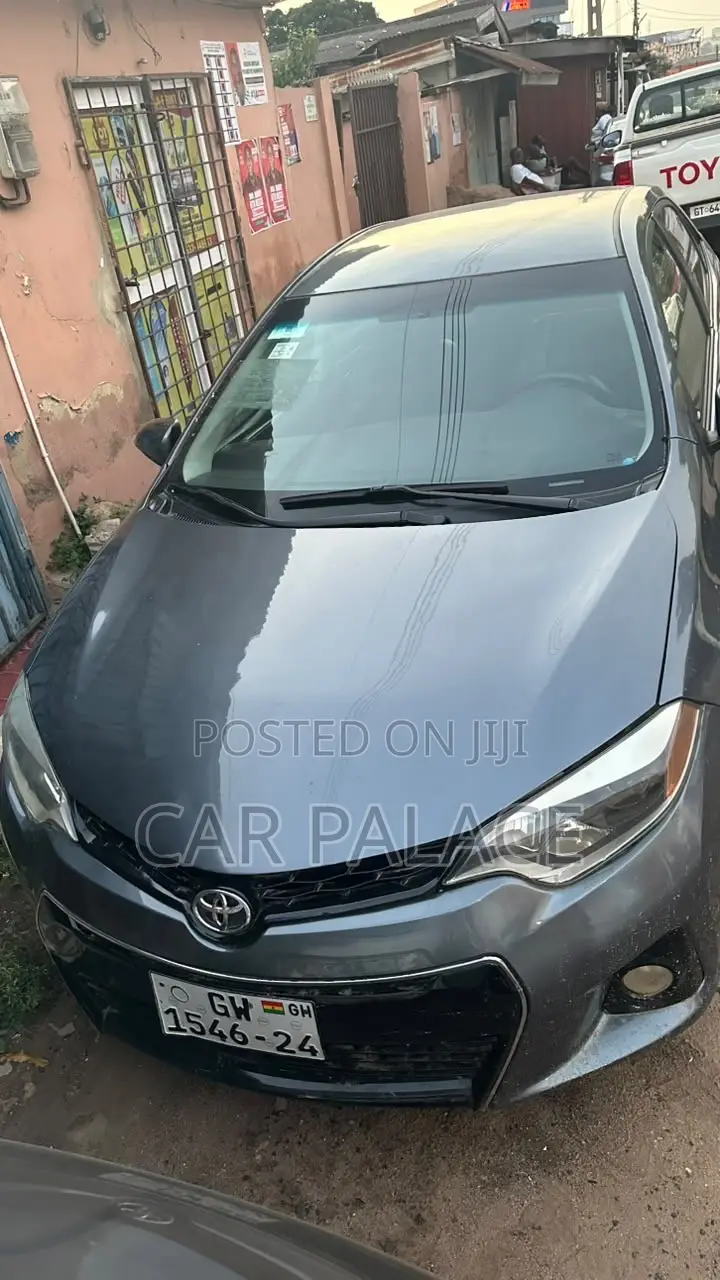 Toyota Corolla S 4dr Sedan (1.8L 4cyl CVT) 2015 Gray