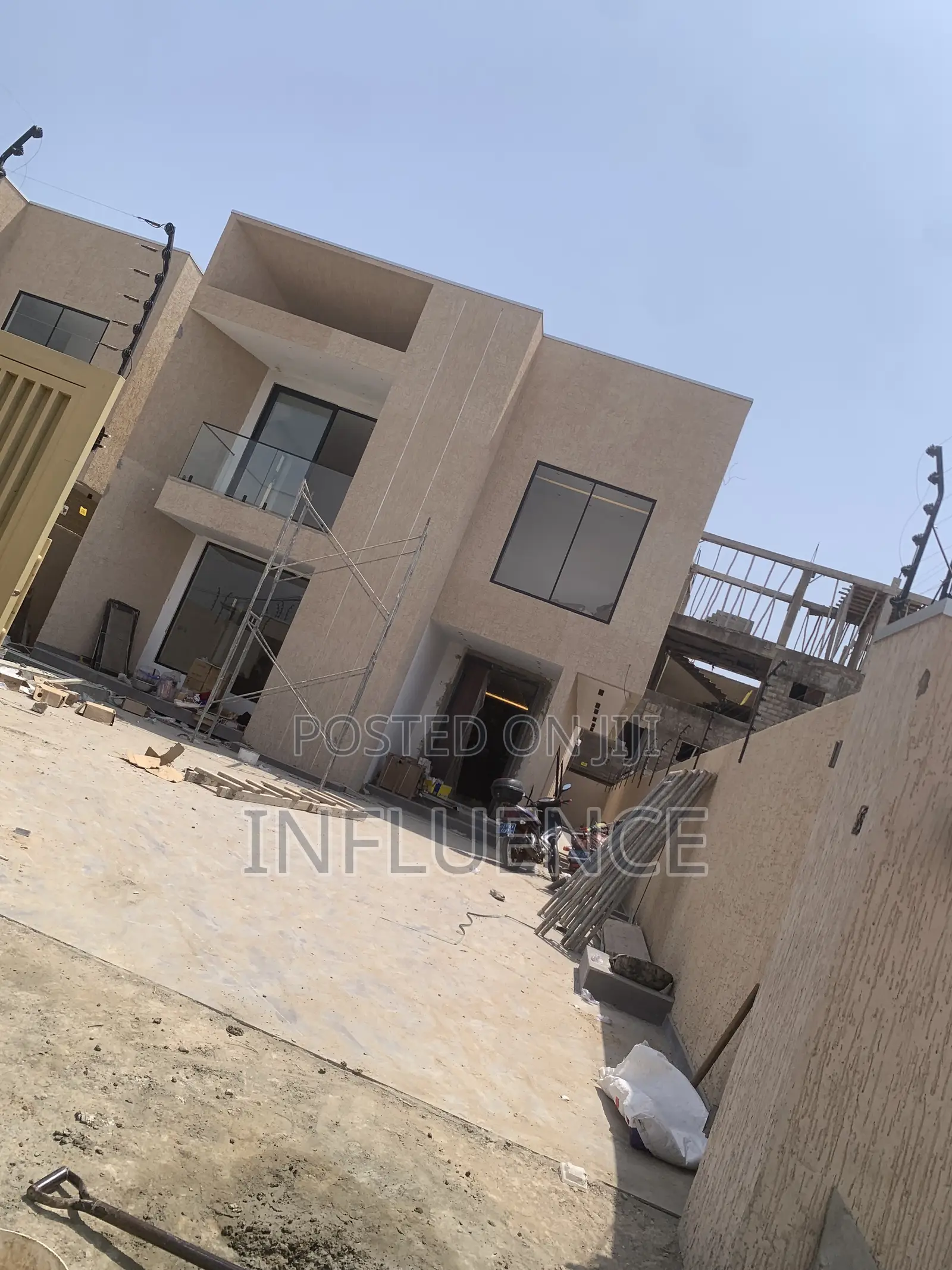 5bdrm House in East Legon Hills for sale