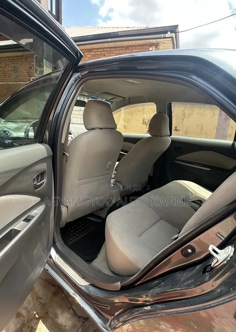 Toyota Belta 2012 Black