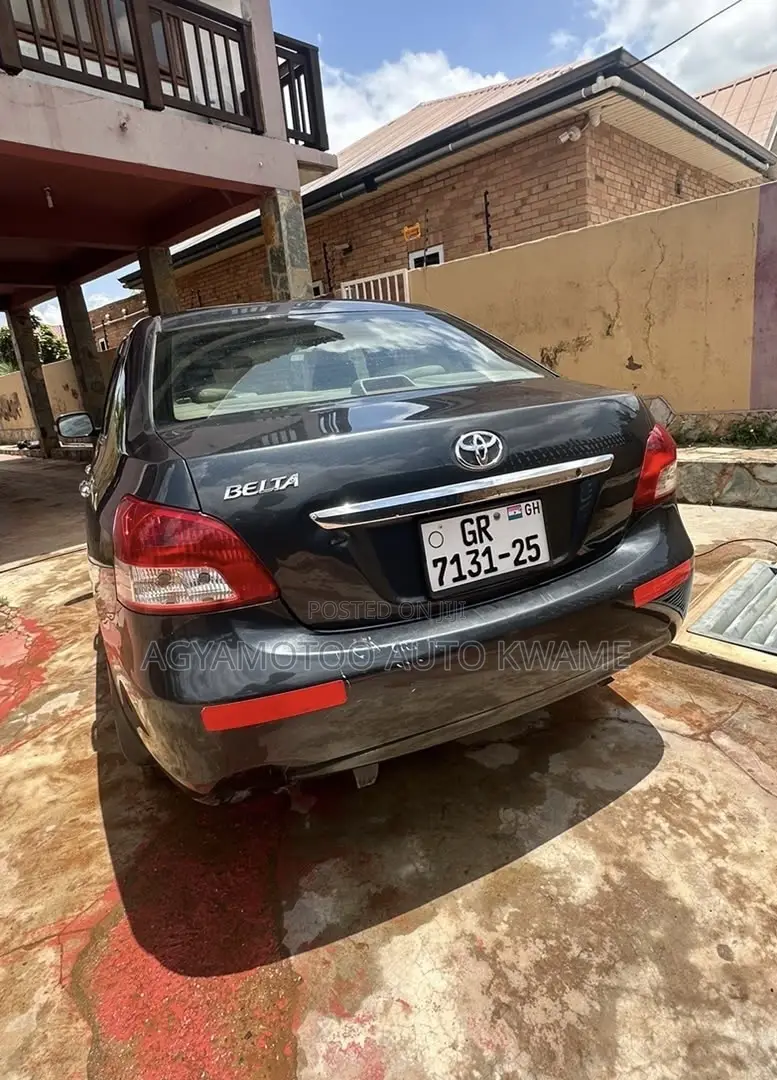 Toyota Belta 2012 Black