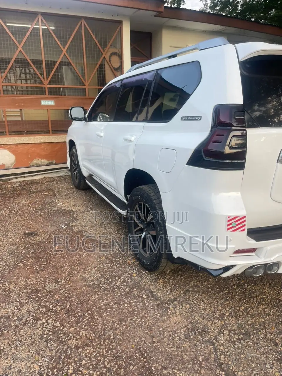 Toyota Land Cruiser Prado 2017 White