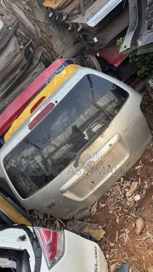 Toyota Highlander 2002,2003,2004,2005,2006,2007,2008 Boot / Tailgate