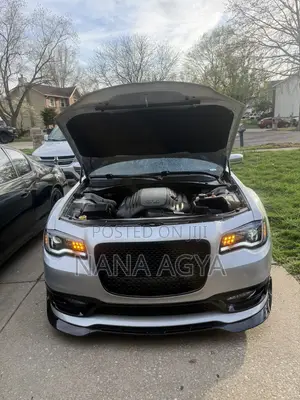 Chrysler 300 2020 Silver