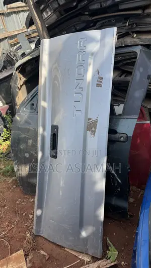 Tundra 2014,2015,2016,2017,2018,2019,2020,2021 Tailgate / Tail Board