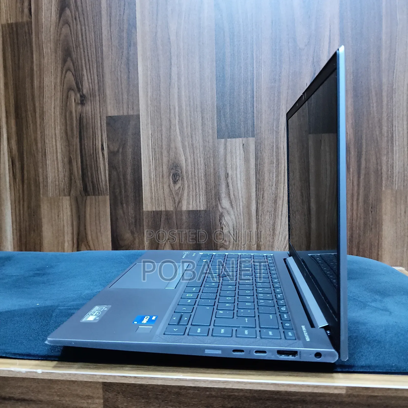 New Laptop HP ZBook Firefly G8 16GB Intel Core i7 SSD 512GB