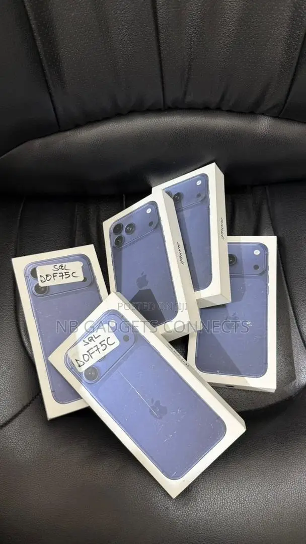 New Apple iPhone 17 Pro Max 256 GB Blue