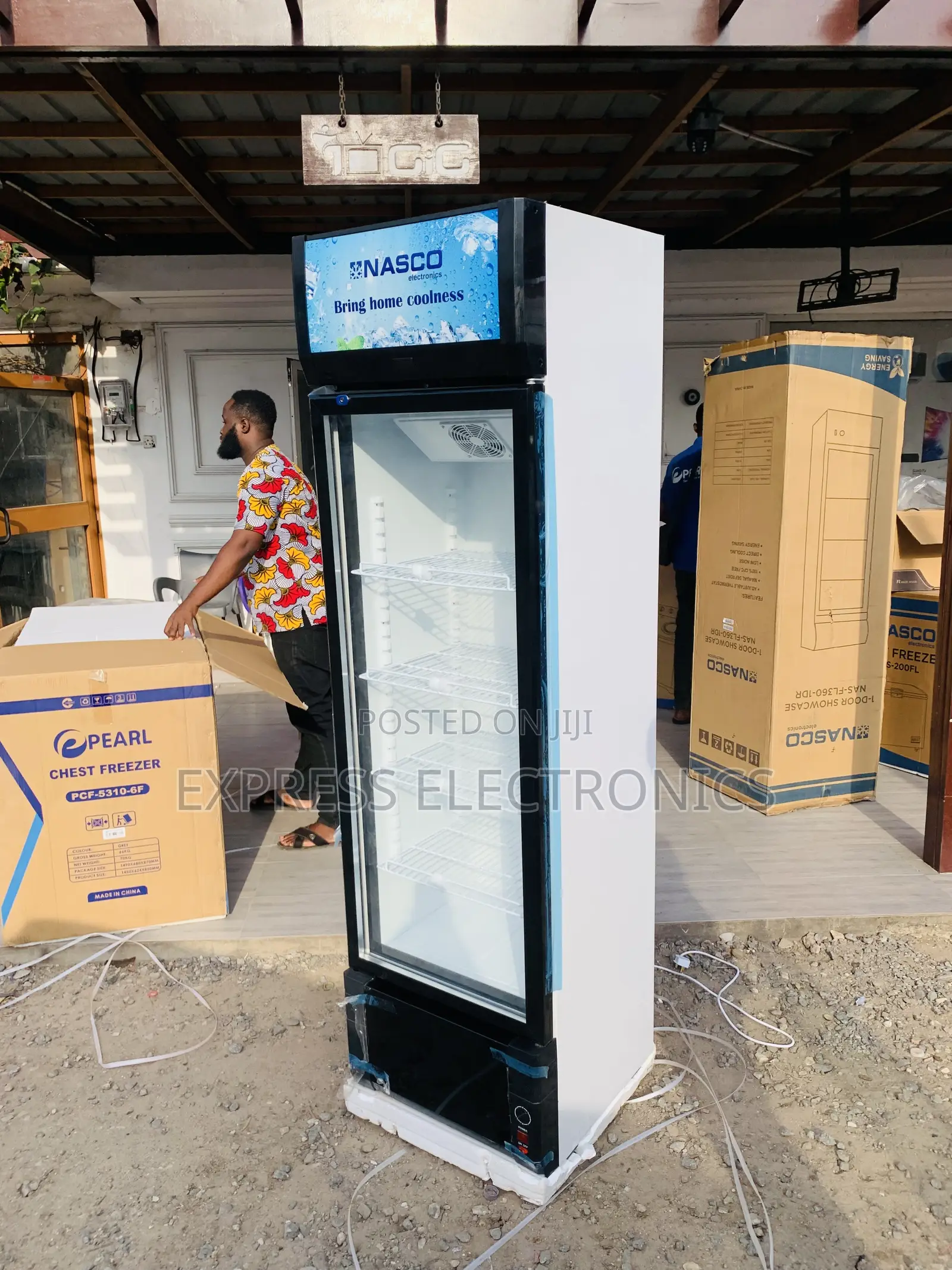 Better Deals on Nasco Nas-Fl360-1dr 298L Single Door Display Fridge