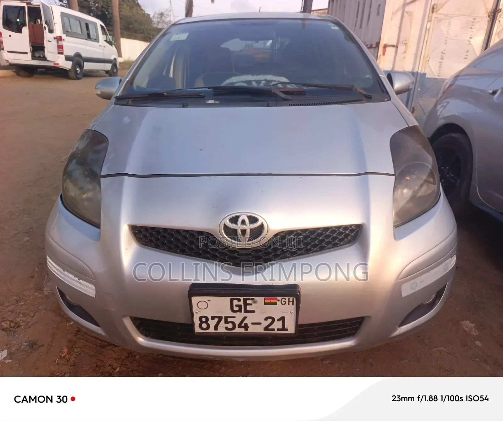 Toyota Vitz 1.5 FWD 5dr 2008 Silver