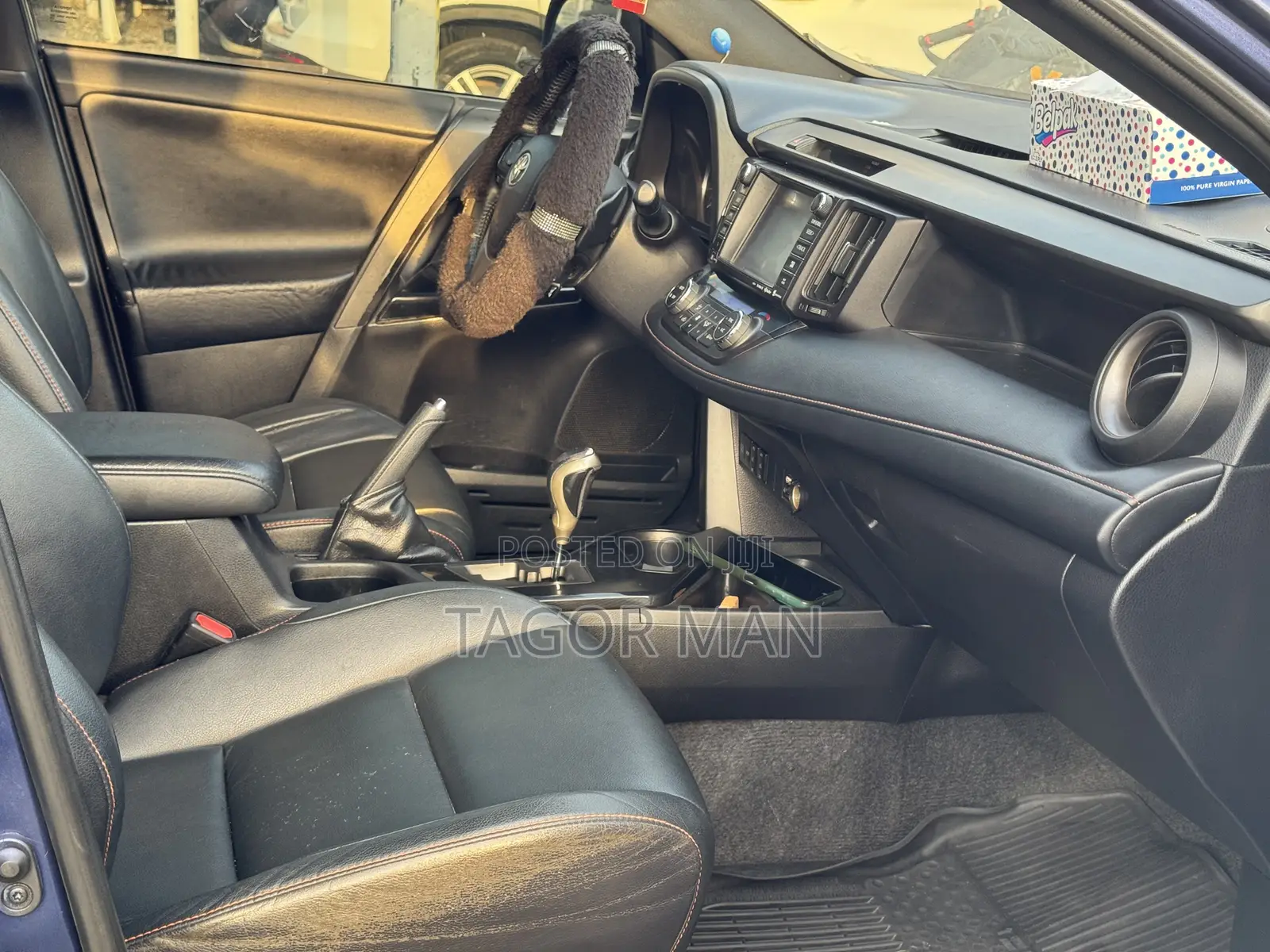 Toyota RAV4 2016 Blue