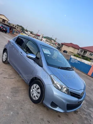 Toyota Vitz 2014 Blue