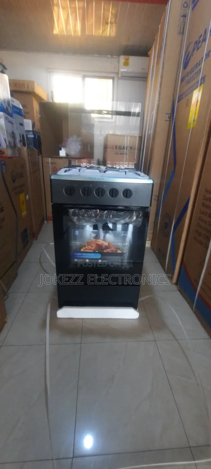 Midea Four Burner With Oven