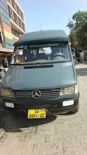 Mercedes-Benz Sprinter 2005 Blue
