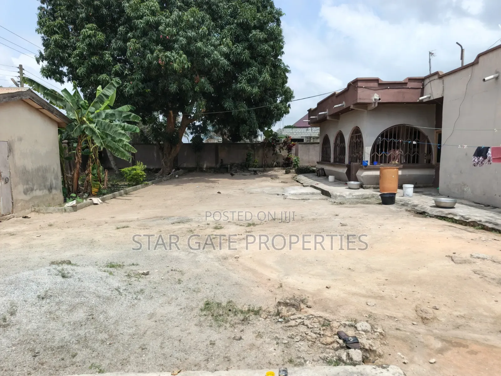 6bdrm House in Kenyasi Bosore, Kumasi Metropolitan for sale