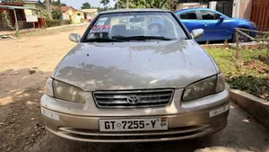 Toyota Camry LE 4dr Sedan (2.2L 4cyl 4A) 2000 Beige