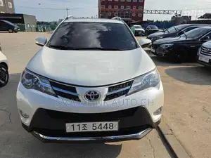 Toyota RAV4 2015 White