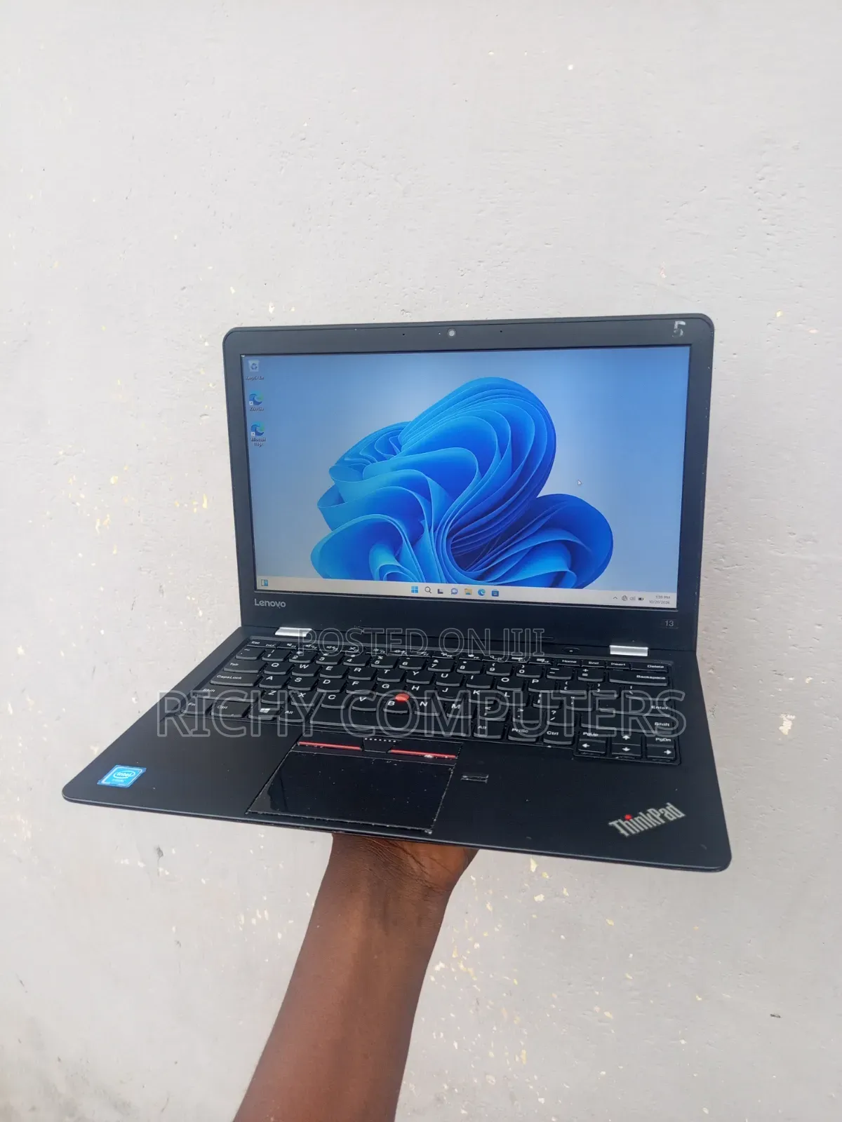 Laptop Lenovo 4GB Intel Pentium SSD 128GB