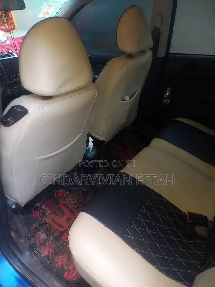 Honda Fit Automatic 2010 Blue